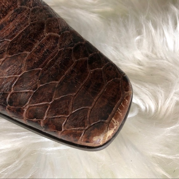 Enzo Angiolini Ranetta Snake embossed Boots - Picture 4 of 11